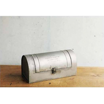 ハンドメイド エイドボックス ヨーロッパ アンティーク雑貨 小物 ガール レトロでおしゃれ ブリキ