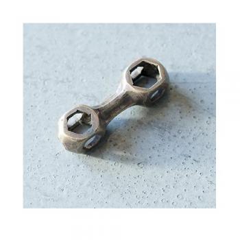 TOOL キーホルダー アンティーク調 真鍮 ブラス おしゃれ ブロンズ アクセサリー