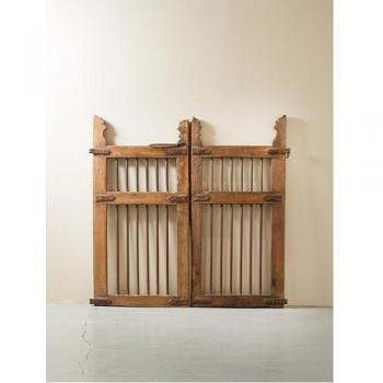 ゲート 木製 ミディアムブラウン アンティーク調 シャビー 扉 おしゃれ 飾り 高さ105