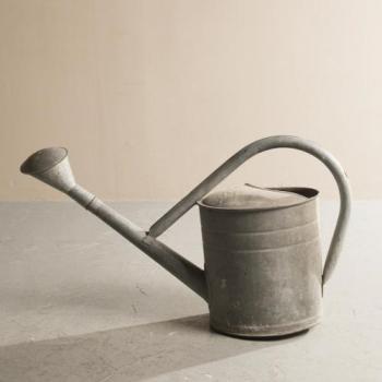 ブリキ製ジョウロ ヴィンテージ アイアン おしゃれ 通販