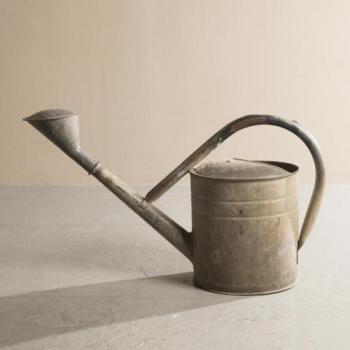 ブリキ製ジョウロ ヴィンテージ アイアン おしゃれ 通販