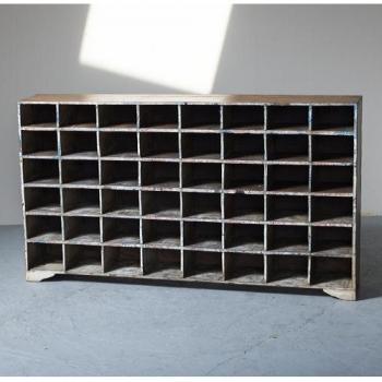 ウッドシェルフ アンティーク家具 棚 おしゃれ シャビー ノスタルジック 学校 下駄箱 落書き