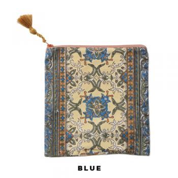 プリントスクエアポーチ ブルー 雑貨 持ち運び サブバッグ 収納 幅17 通販