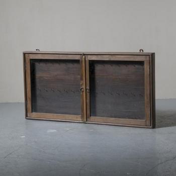 ミニキャビネット 鍵フック アンティーク家具 おしゃれ 木製 ブラウン ガラス ラック 高さ61