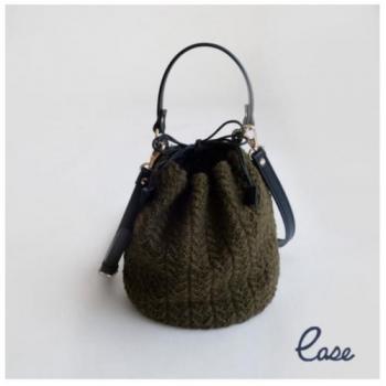 ショルダーバッグ ワインドライン KH モノトーン 合皮 ポリエステル ウール おしゃれ 幅18