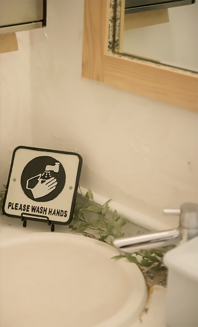 サインプレート