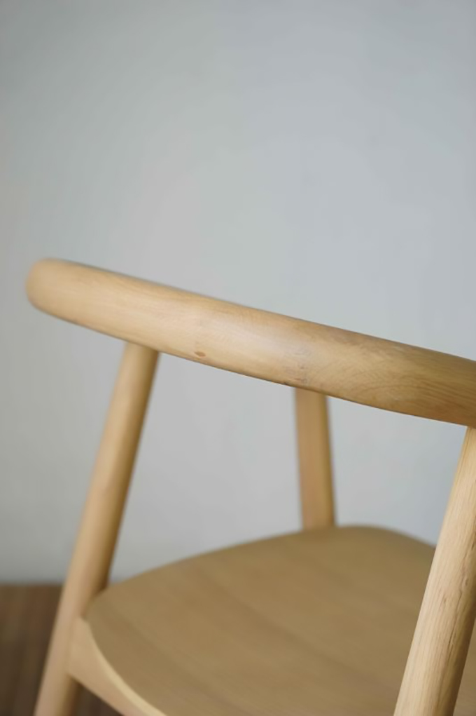 “北欧ウッドチェア