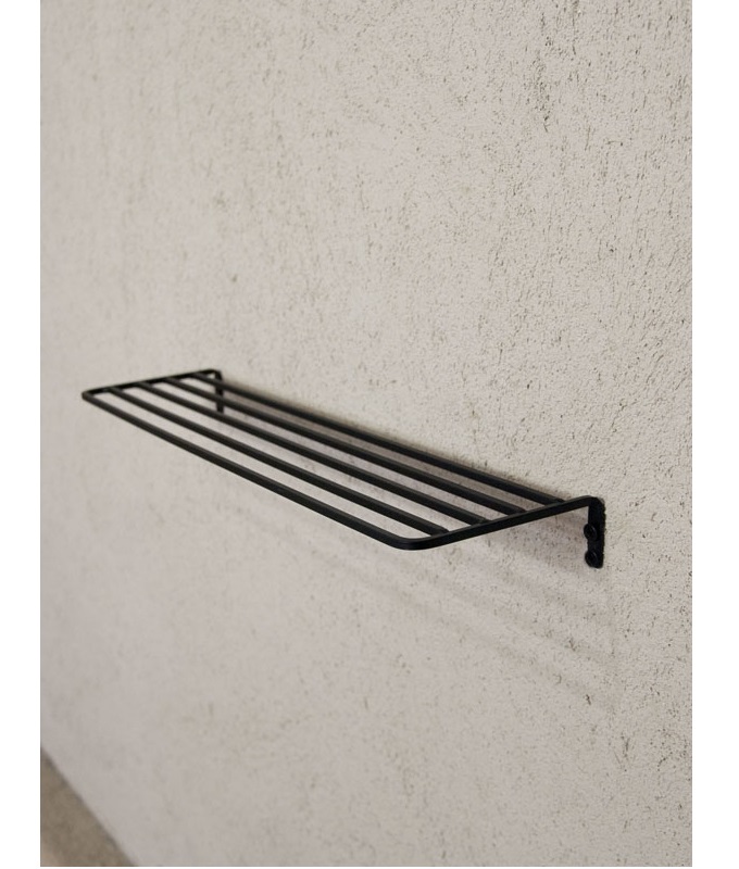 “アイアンシェルフ”