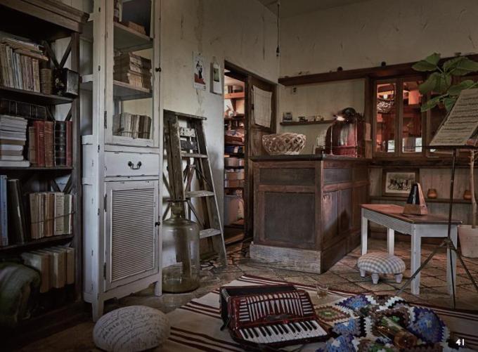 ブロッサムベンチ