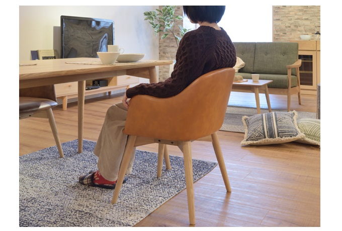 カラメリ チェア