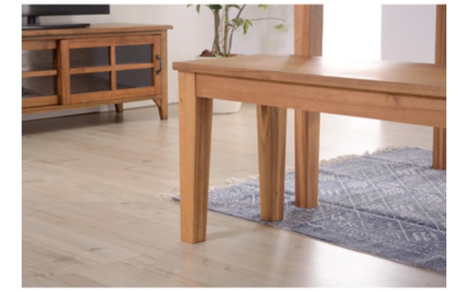 アルンダ ベンチ