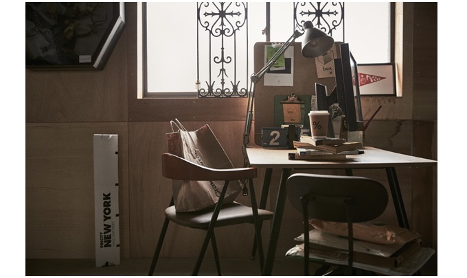 ダイニングテーブル