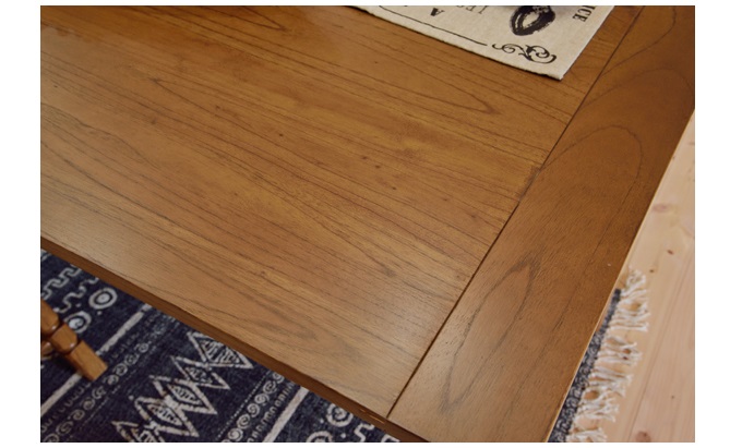 ダイニングテーブル