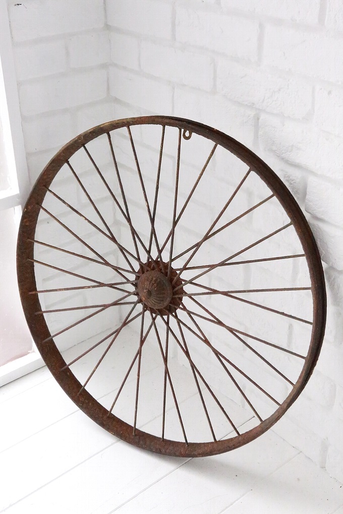 “ラスティ・スポークホイール”