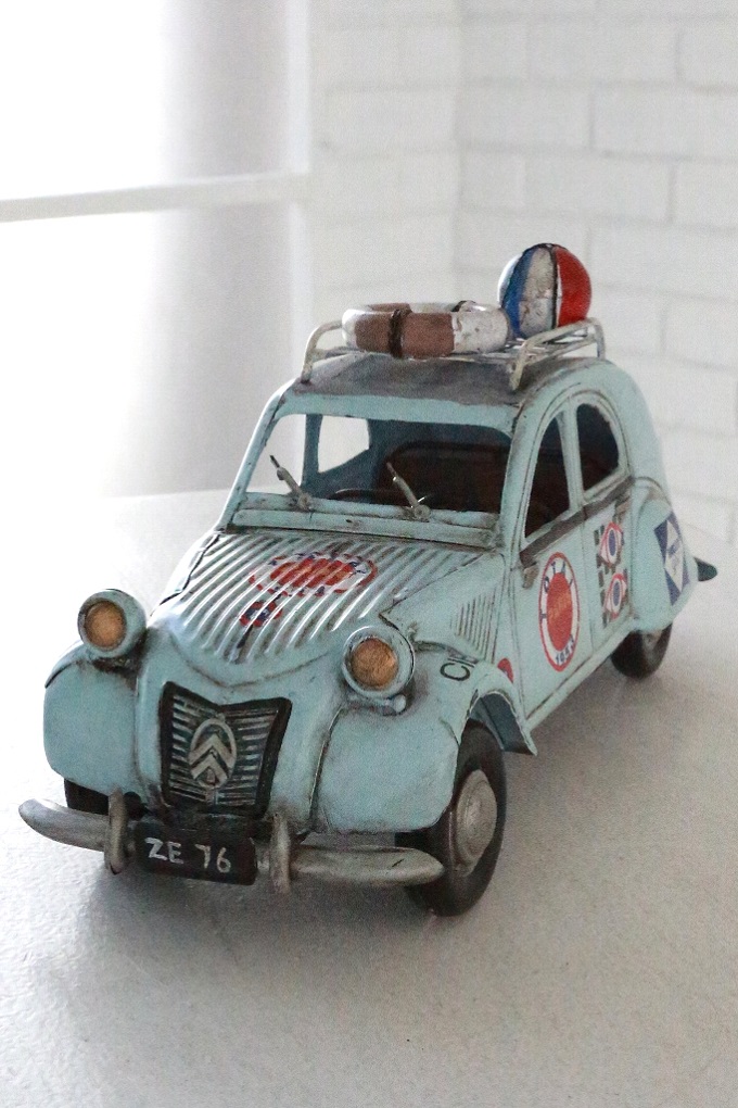 “シトロエン2CV・マリン”