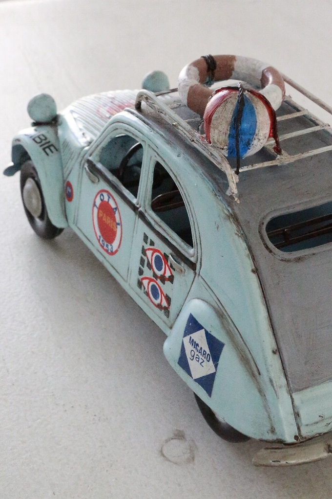 “シトロエン2CV・マリン”