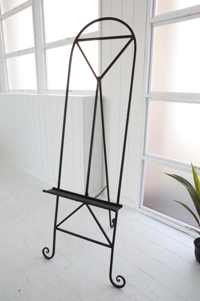 “ブリスク・フレームスタンド”