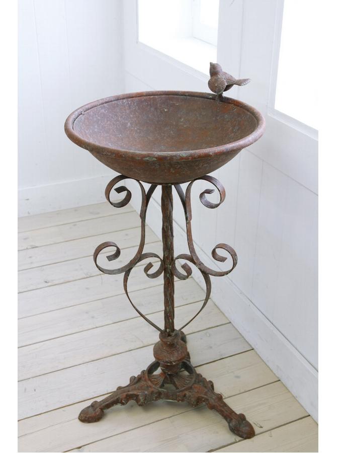 “ラスティバードバスポット”