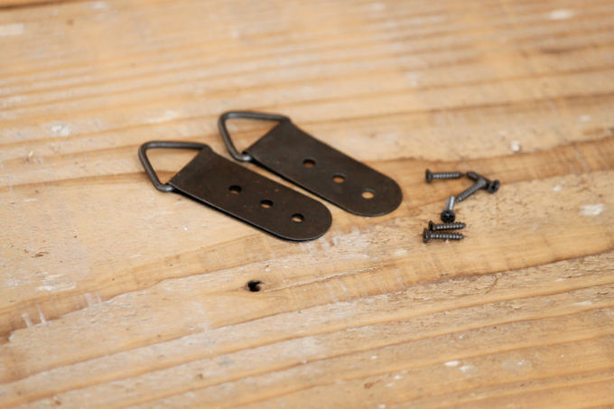 壁掛け 小窓 木製 アンティーク加工