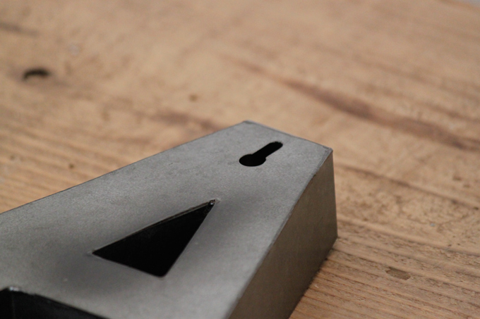 イニシャル ディスプレイ エンブレム プレート