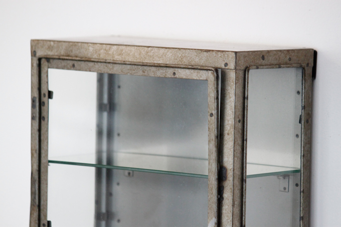 おしゃれ ライトブラウン ディスプレイ 棚 ガラス