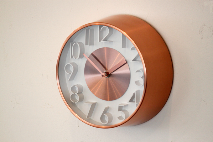 エッジ壁掛け時計 21cm アーバンテイスト