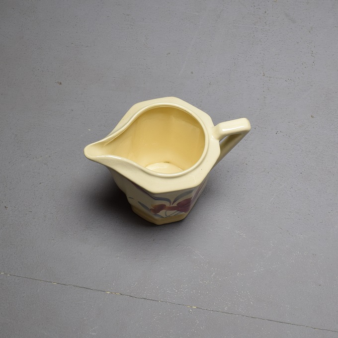 “ミルクピッチャー”