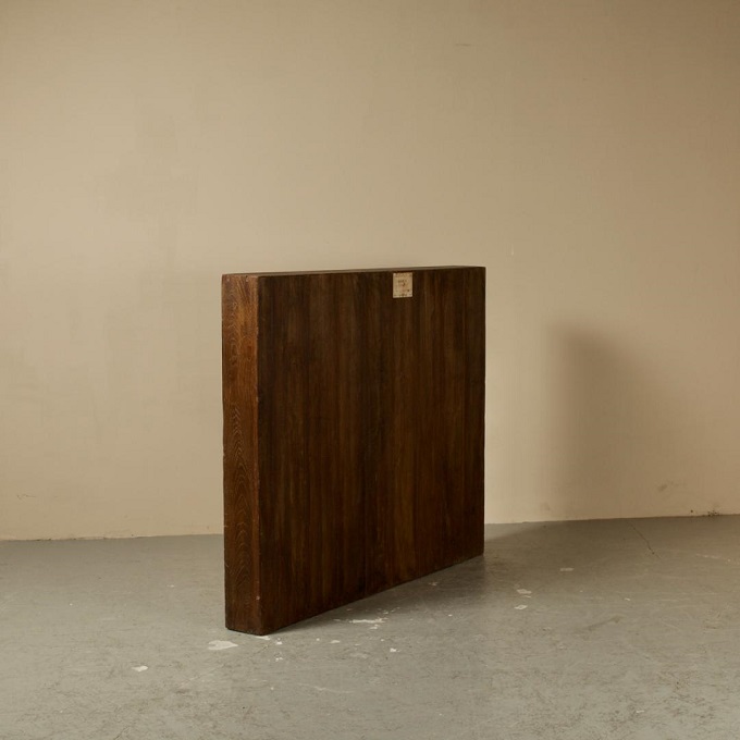 “ガラスキャビネット”