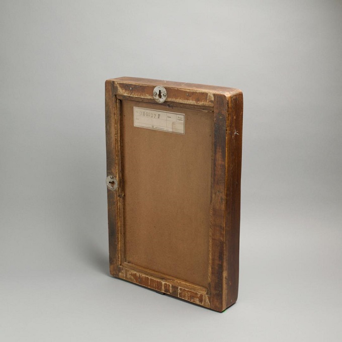 “ウォールミラー”