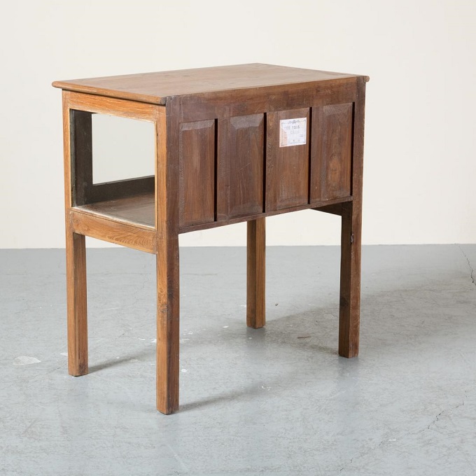 “コンソール・テーブル”