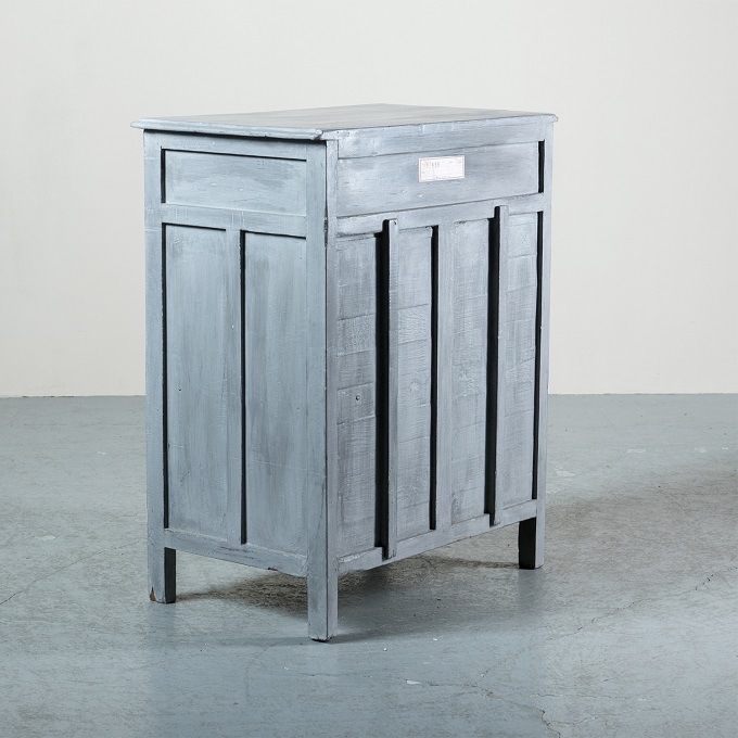 “キャビネット”