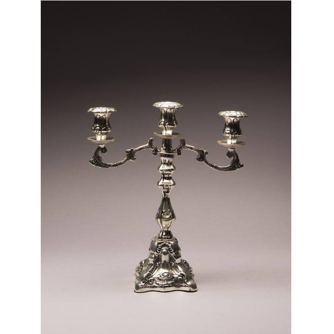 “キャンドルスタンド”