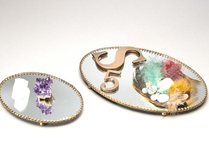 “ミラートレイ”