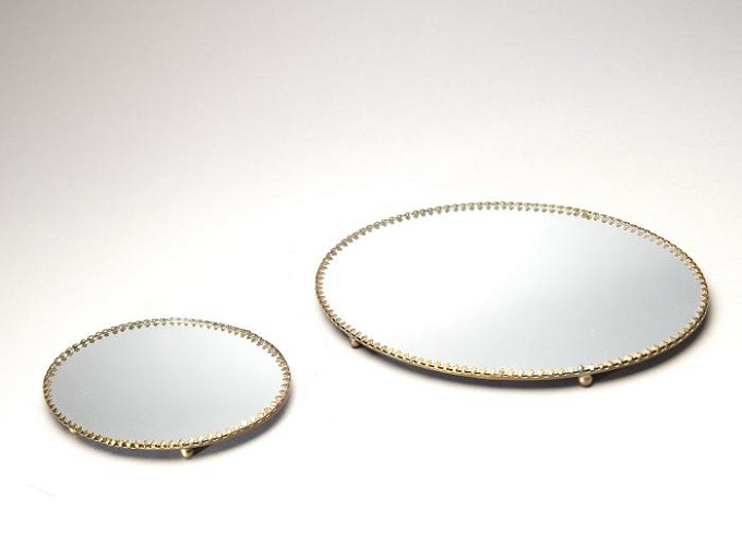 “ミラートレイ”