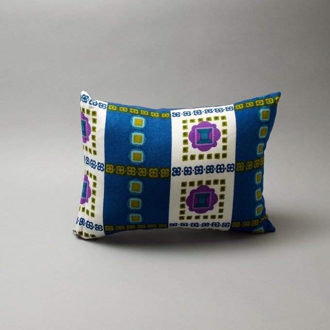 “クッション”