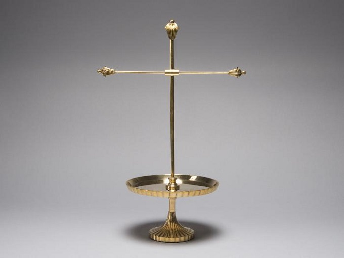 “アクセサリーホルダー”