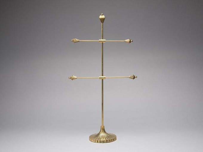 “アクセサリーホルダー”