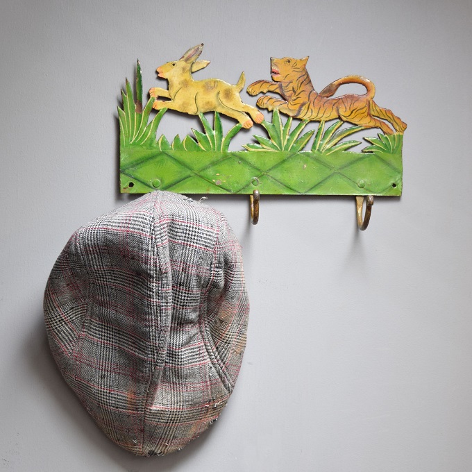 “うさぎとトラのハンガー”