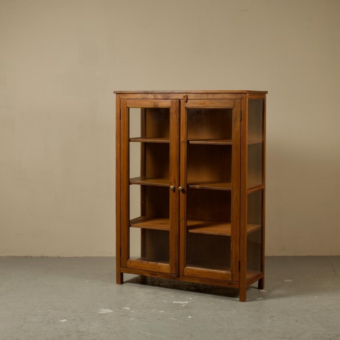 “ガラスキャビネット”