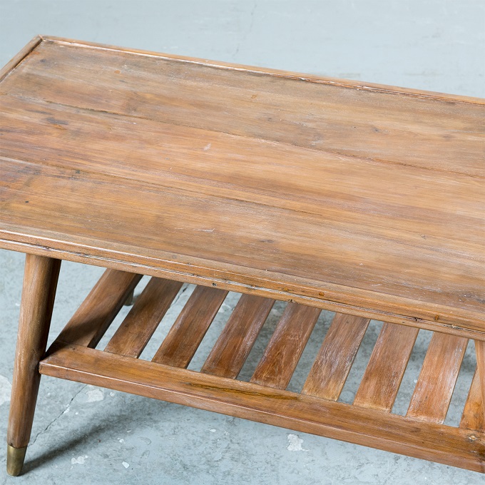 “サイドテーブル”