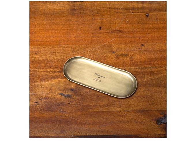 “トレイオーバル”