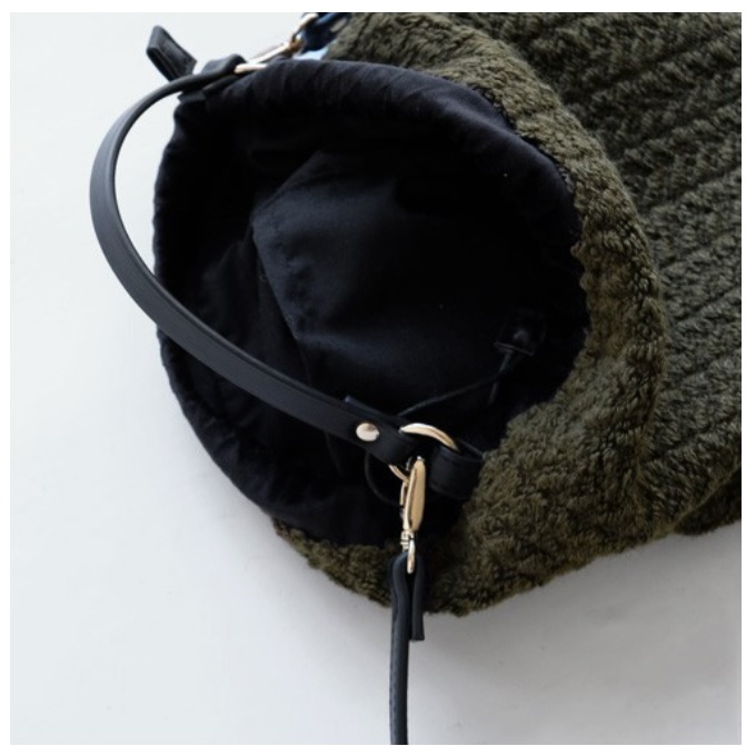 “ショルダーバッグ”