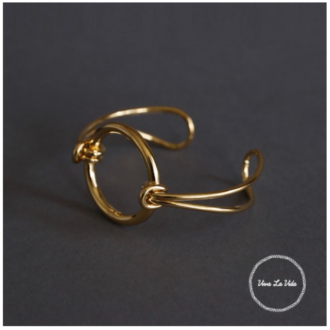 “ブレスレット