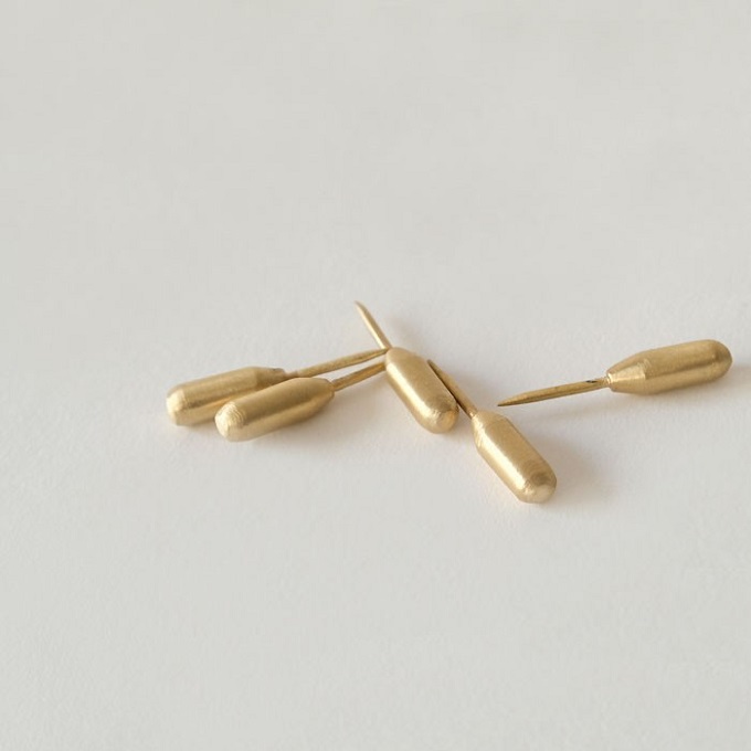 “プッシュピン”