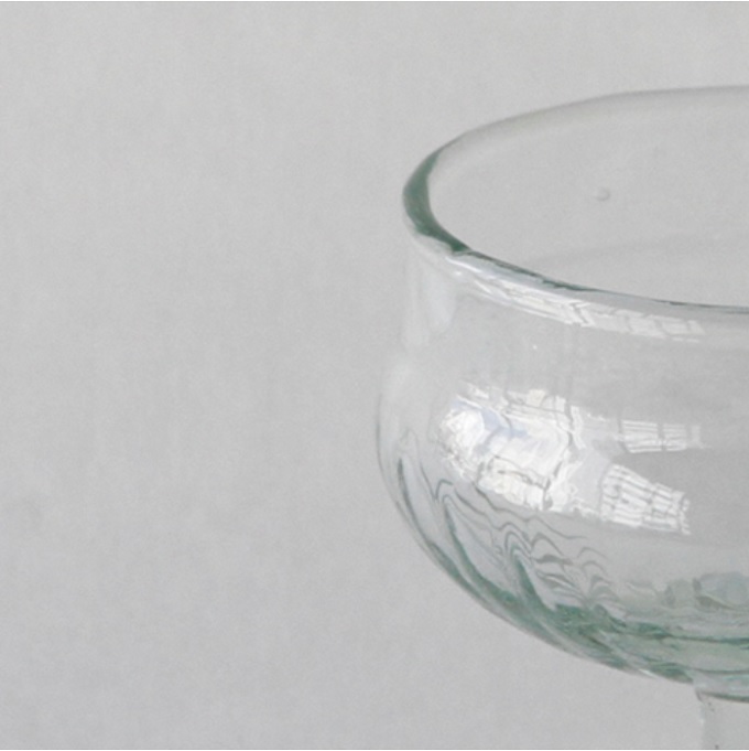 “リューズガラス