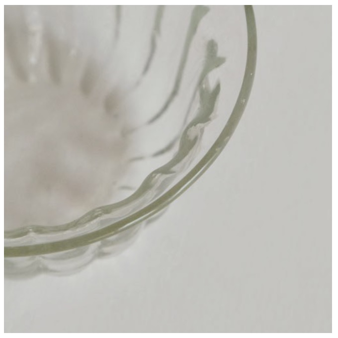 “リューズガラス