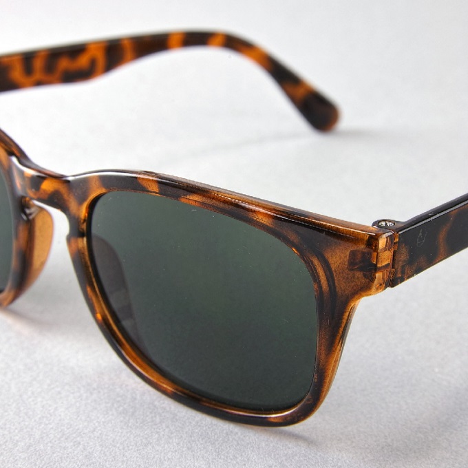 SPICE UVカットキッズファッショングラス