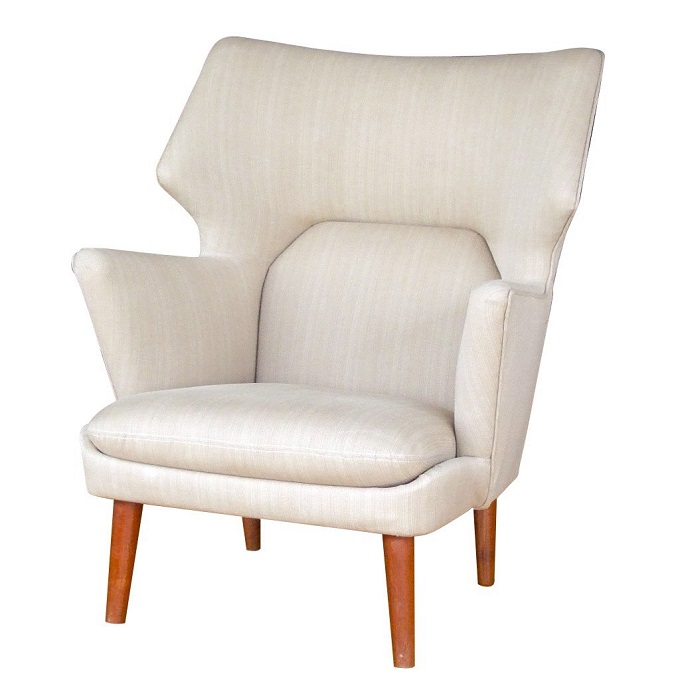 nice tan geometic chair