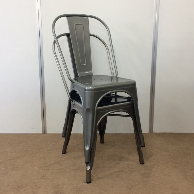 “メタルチェア”