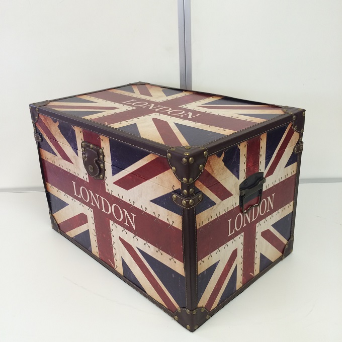 “トランクケース”